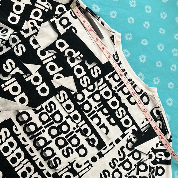 adidas Logo ALL OVER Black and White Print Tee Shirt - Picture 9 of 13